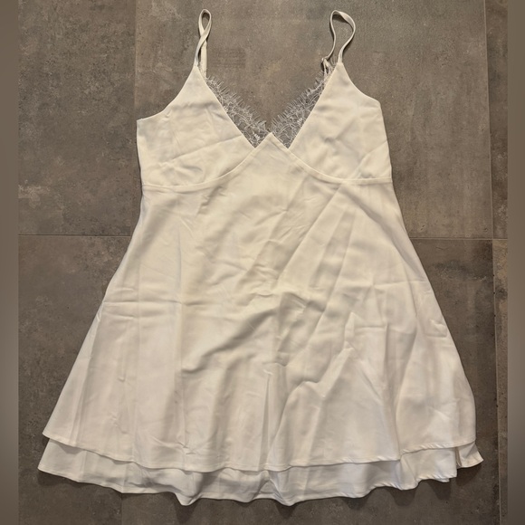 NWT! Commense Satin Backless V-Neck Dress | S - Picture 5 of 9